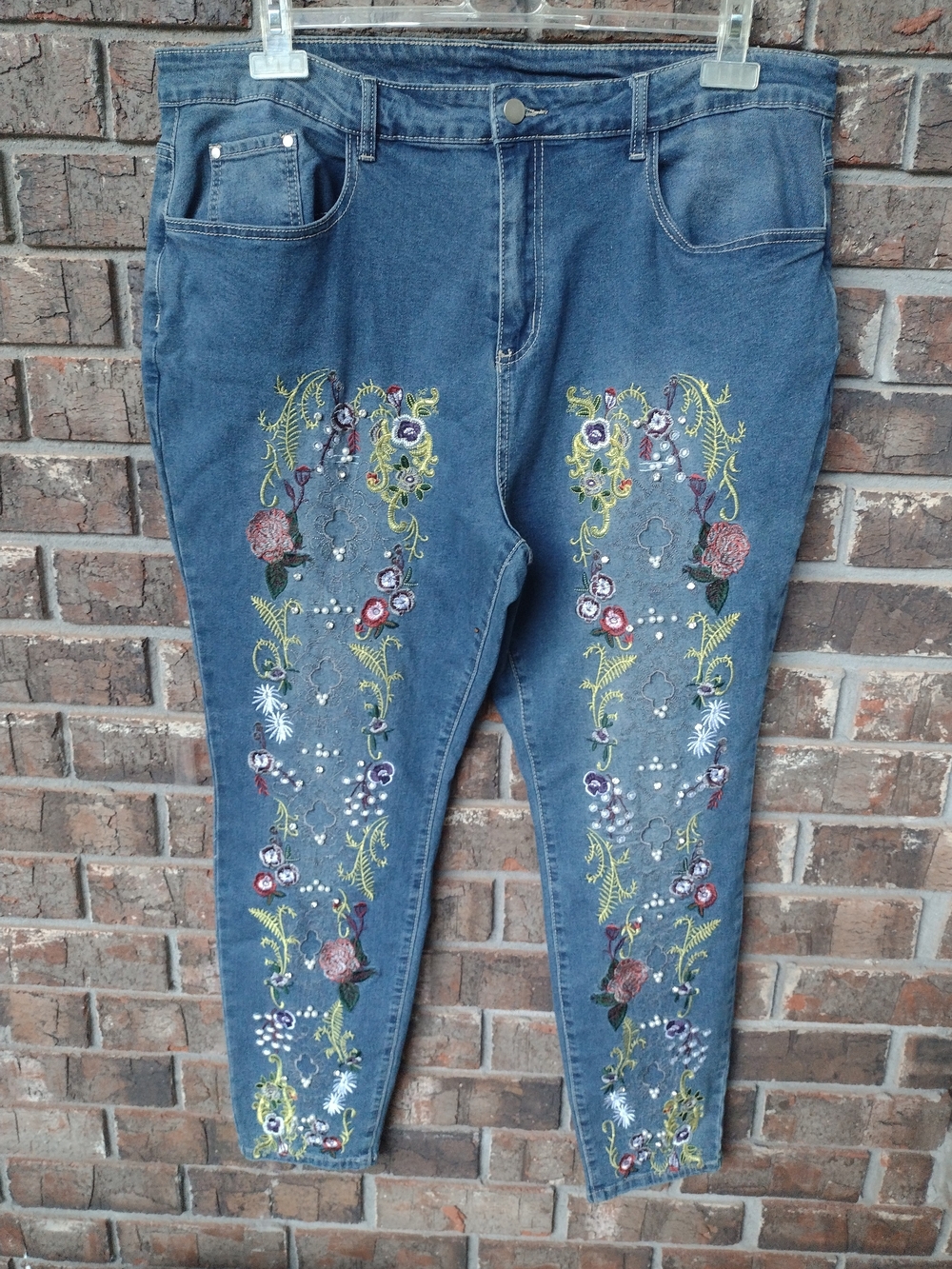 K Jordan Women's 22W Blue Jeans High Rise Stretch Embroidered W/Lots Of Bling